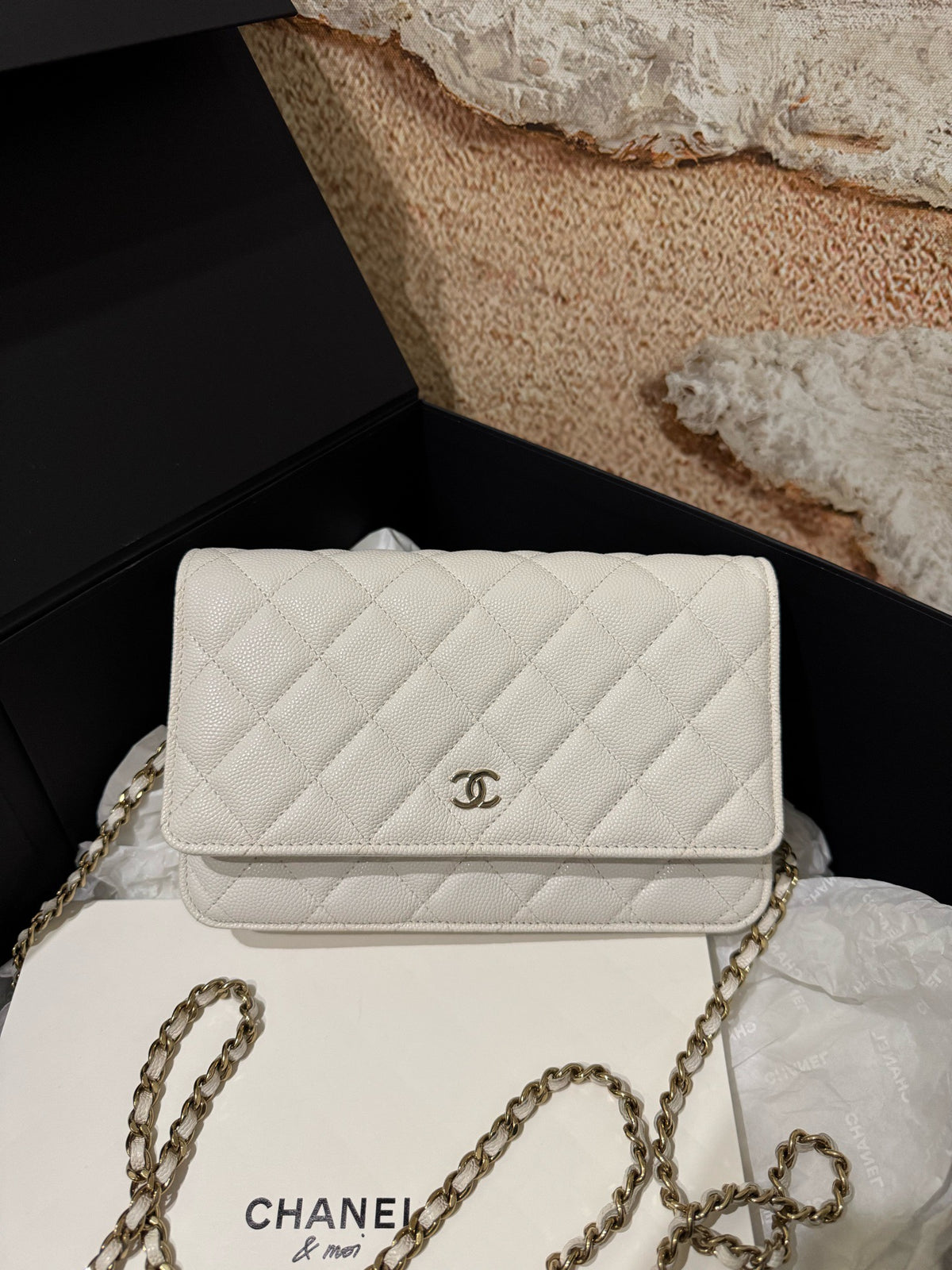Chanel - Classic Flap Wallet on Chain - Leather - White - (small)