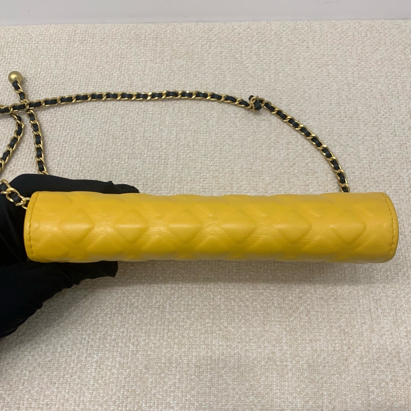 Chanel - Classic Flap Wallet On Chain - Leather - Yellow - (N/A)
