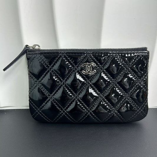 Chanel - Classic Matelassé Small Clutch Coin Purse - Patent leather - Black - (mini)