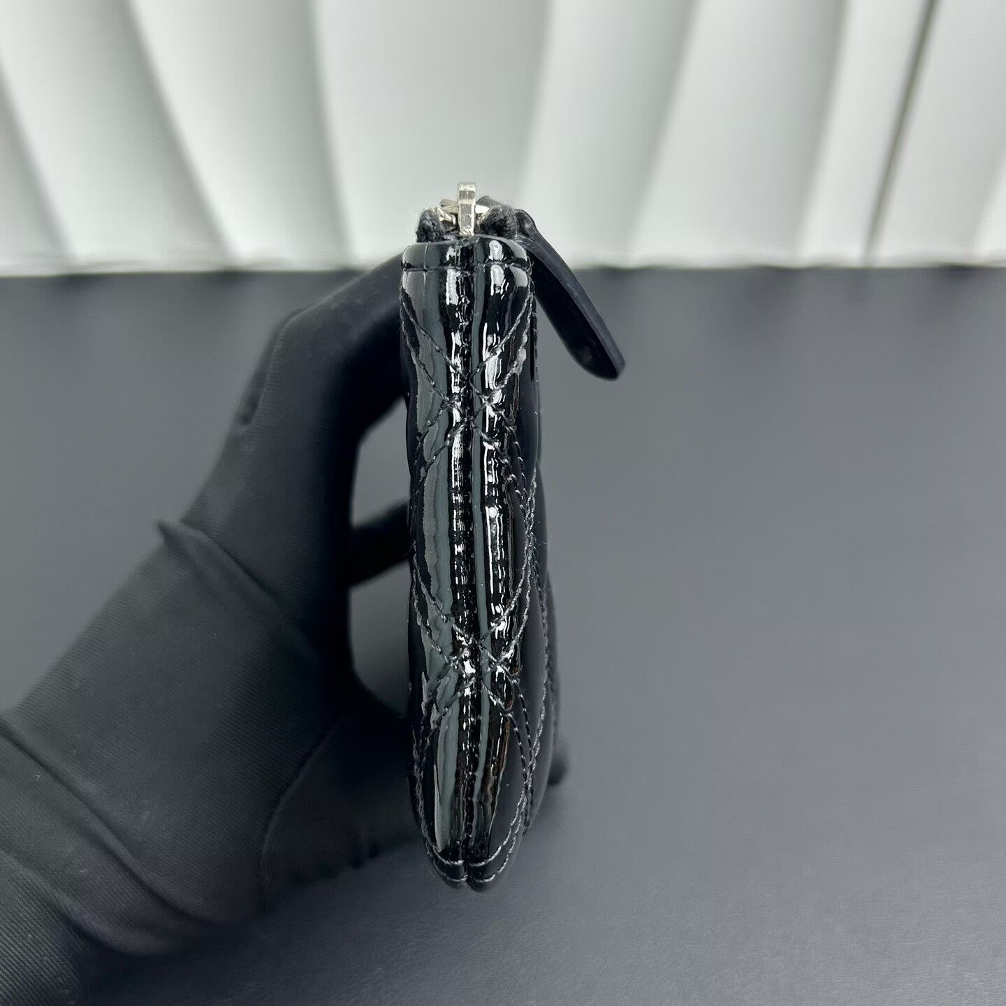 Chanel - Classic Matelassé Small Clutch Coin Purse - Patent leather - Black - (mini)