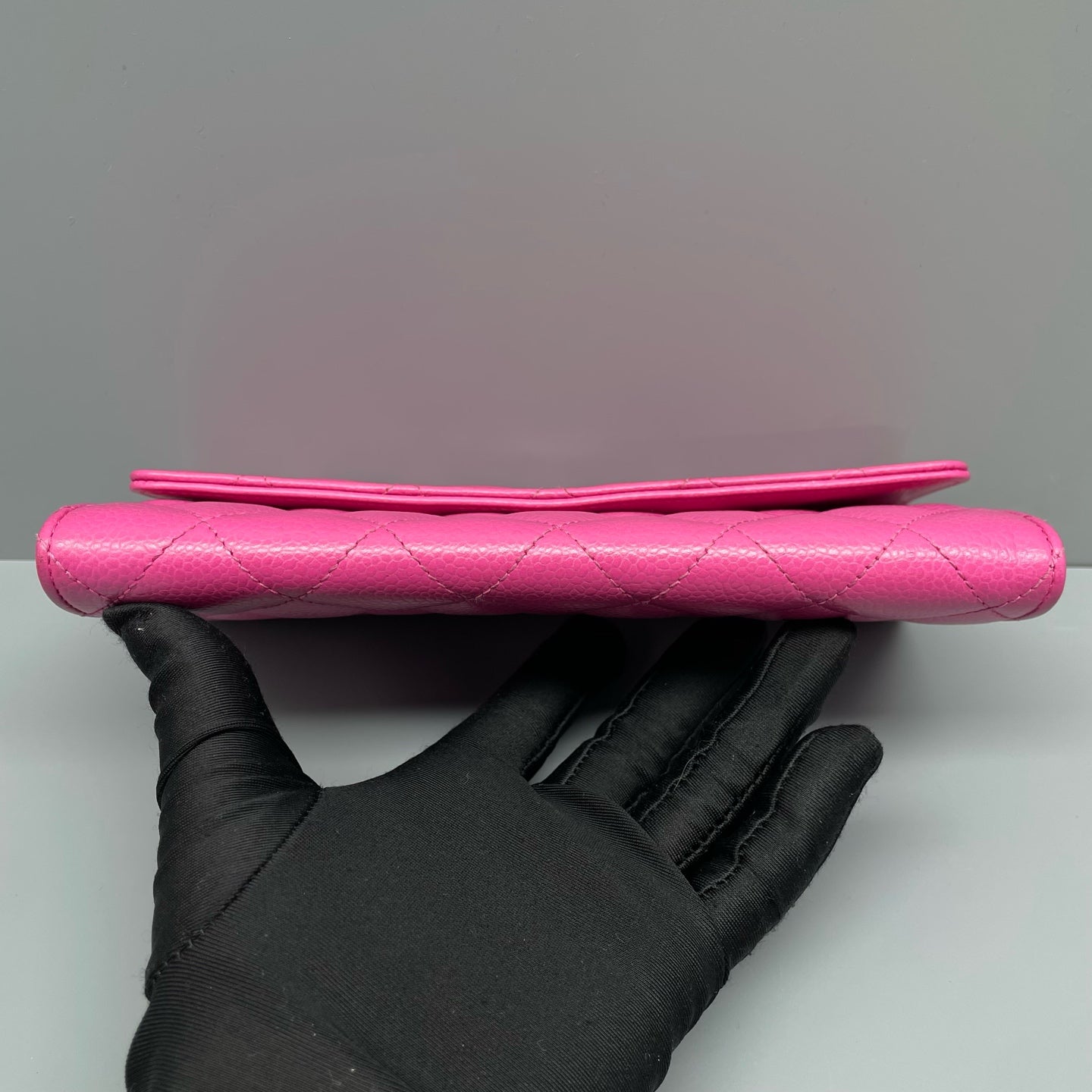 Chanel - Classic Quilted Long Flap Wallet - Grained leather - Pink - (medium)