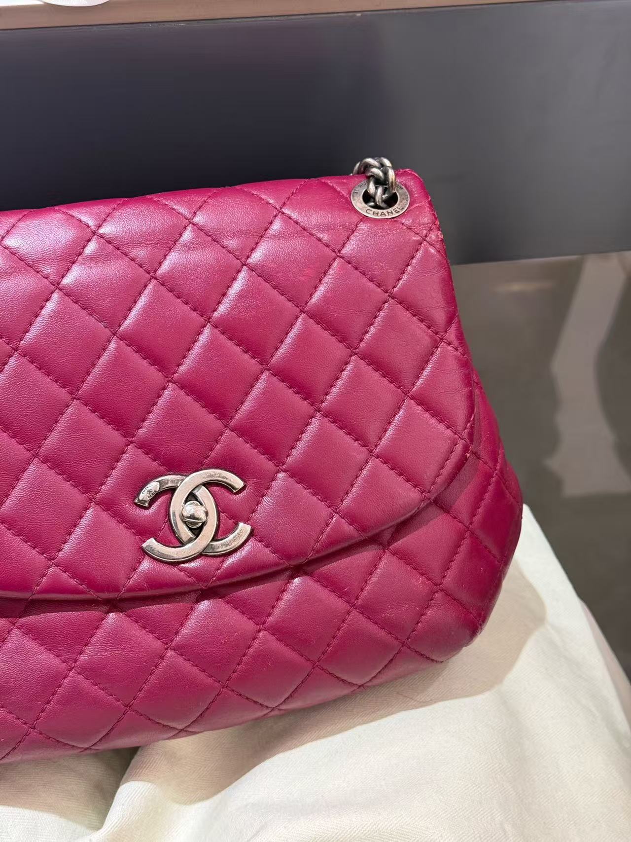 Chanel - Cloud Bag - Lambskin leather - Burgundy - (small)