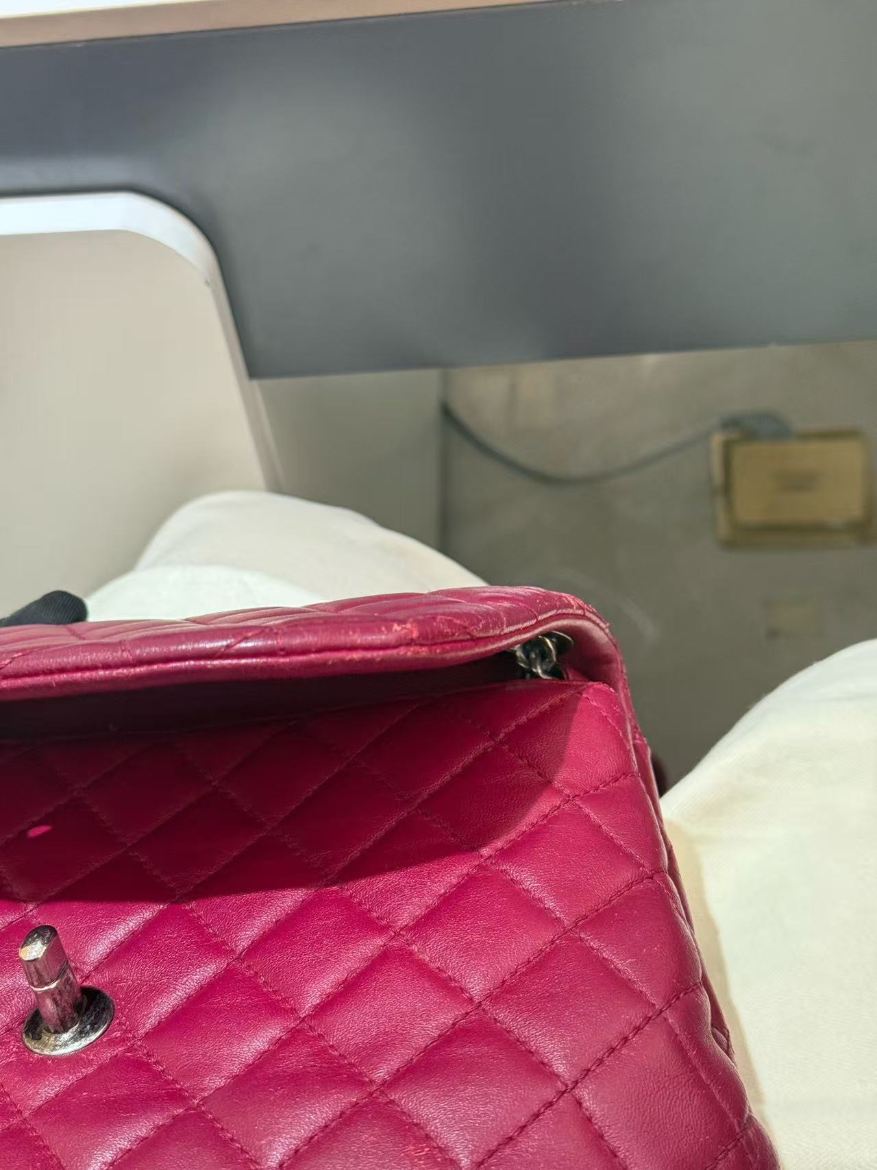 Chanel - Cloud Bag - Lambskin leather - Burgundy - (small)