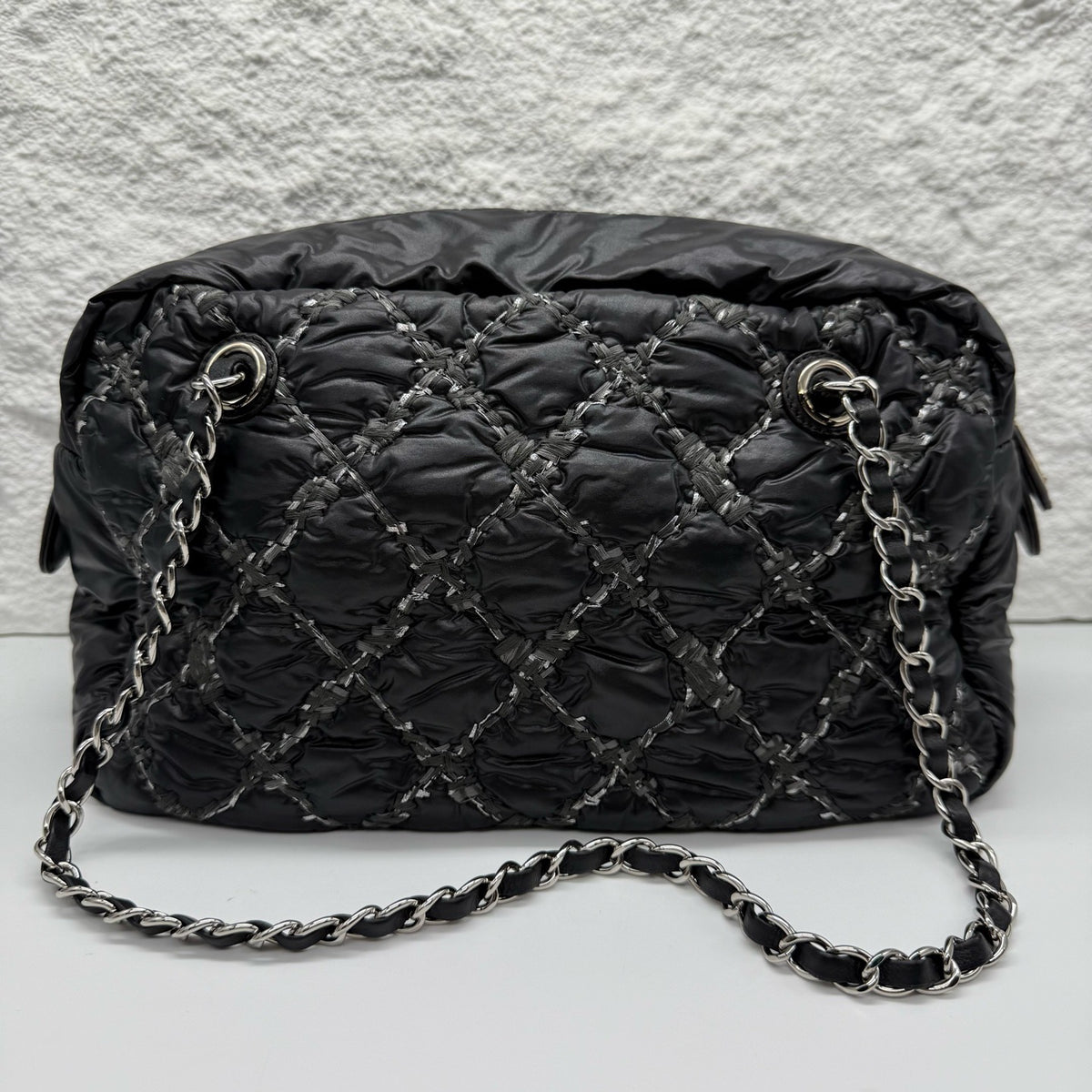 Chanel - Coco Cocoon Bowling Bag - Synthetic - Black - (medium)