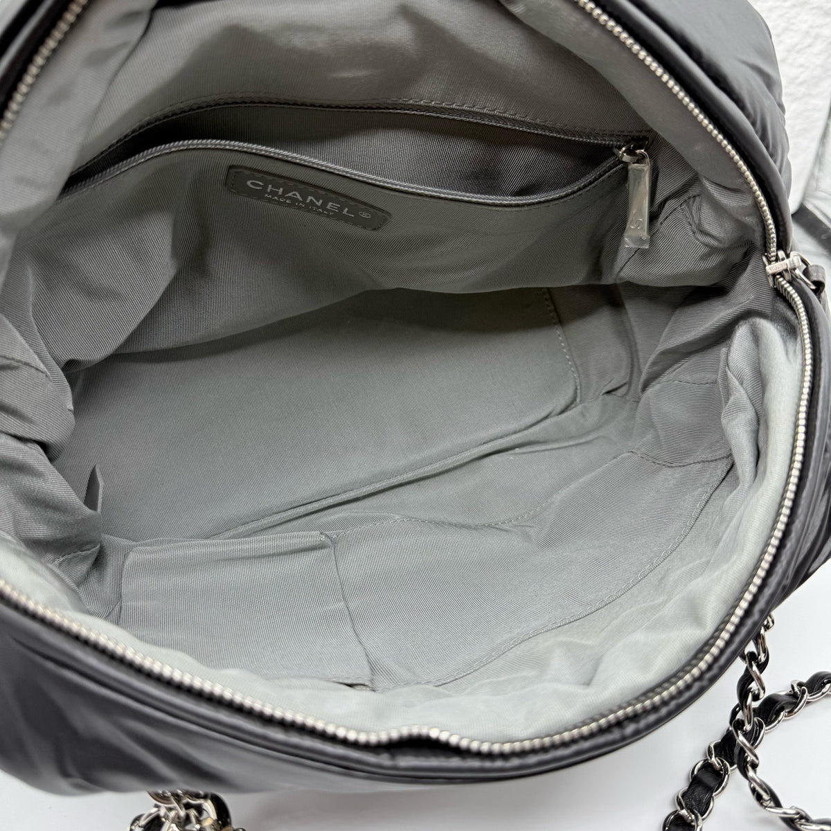 Chanel - Coco Cocoon Bowling Bag - Synthetic - Black - (medium)