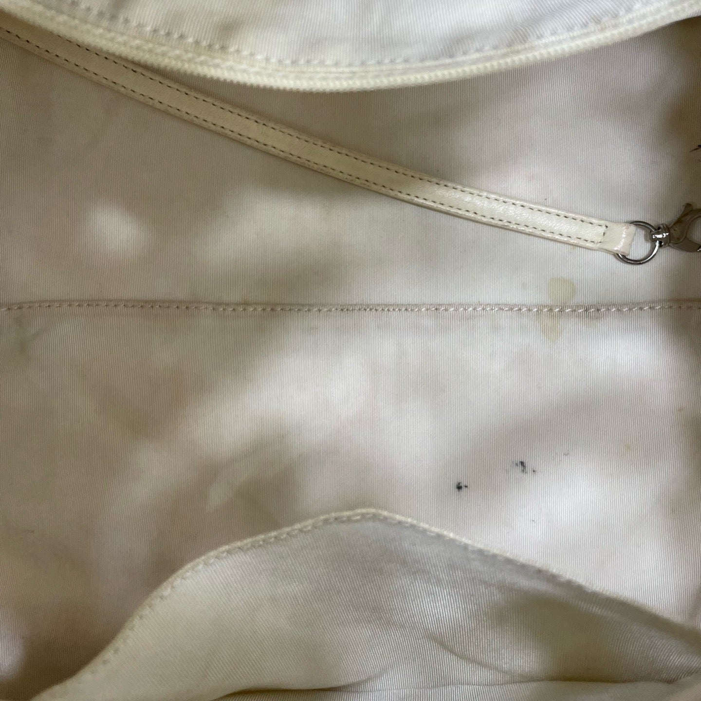 Chanel - Coco Embossed Boston Bag - Leather - White - (medium)