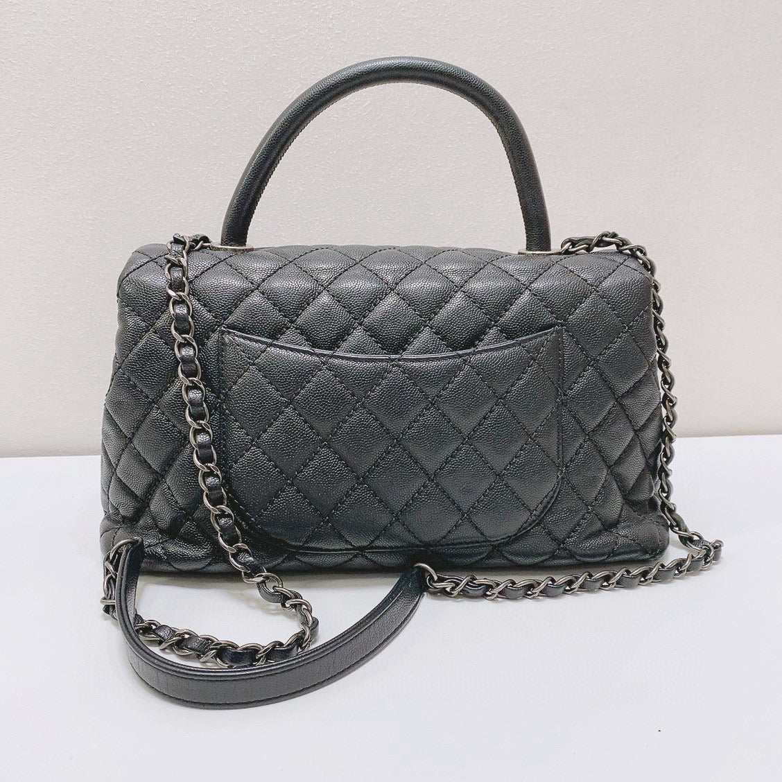 Chanel - Coco Handle - Grained leather - Black - (Medium)