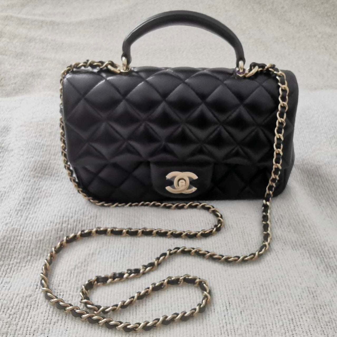 Chanel - Coco Handle - Leather - Black - (mini)