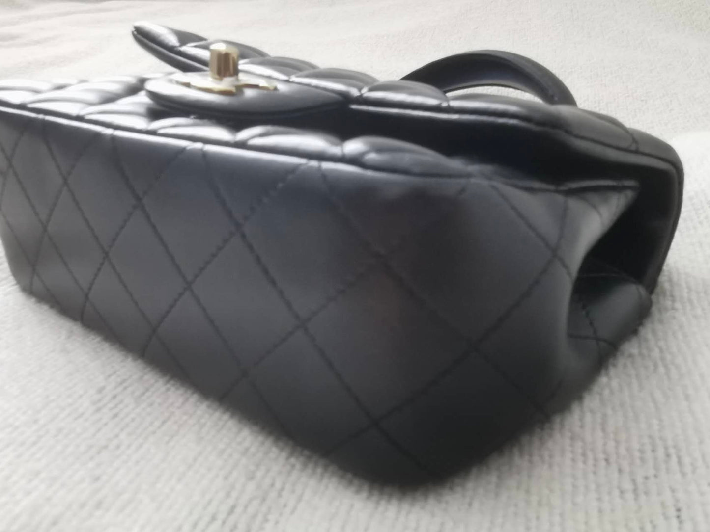 Chanel - Coco Handle - Leather - Black - (mini)