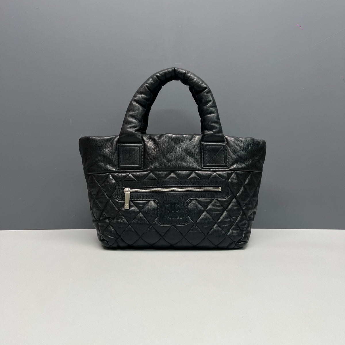 Chanel - Cocoon - Leather - Black - (medium)