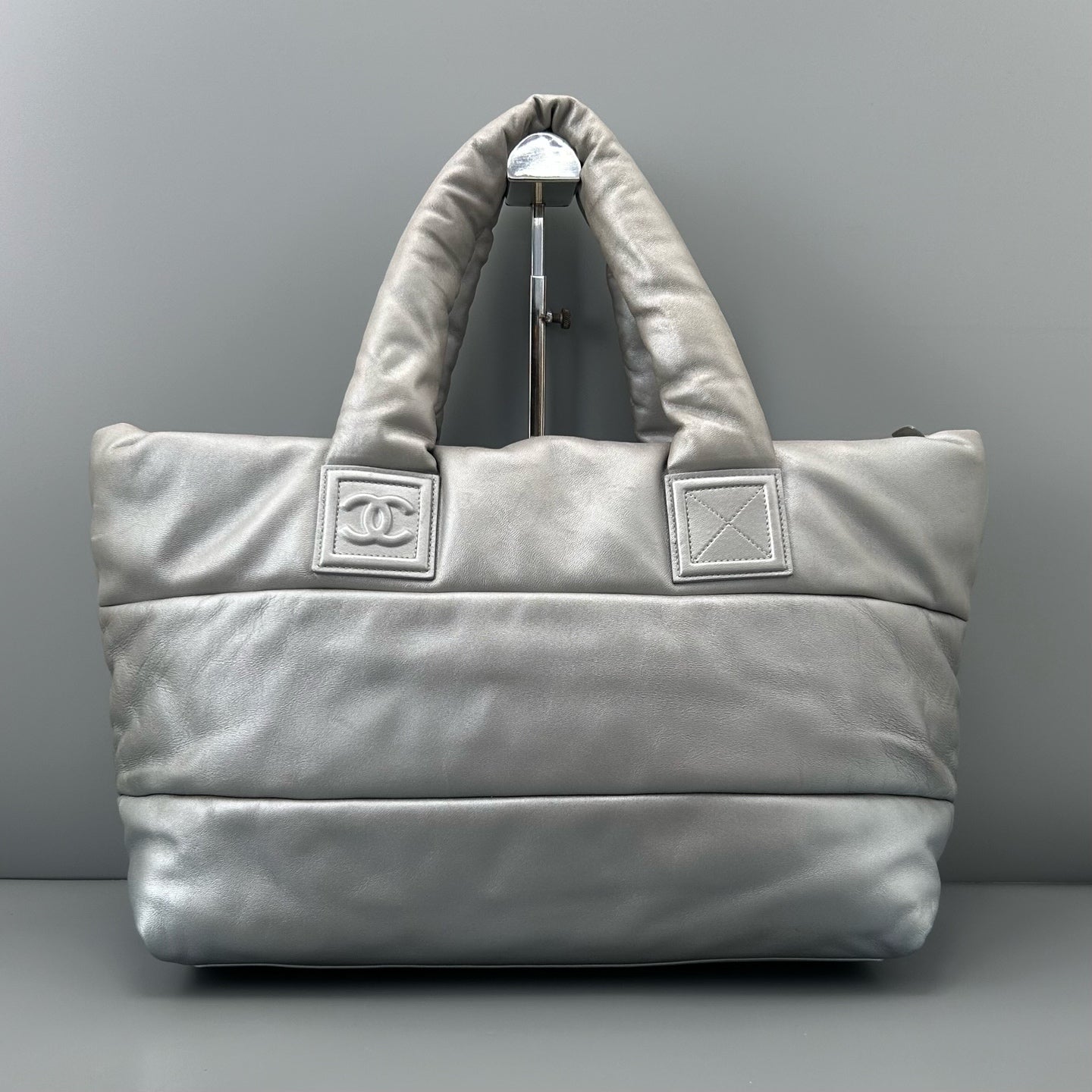Chanel - Cocoon - Leather - Silver - (large)