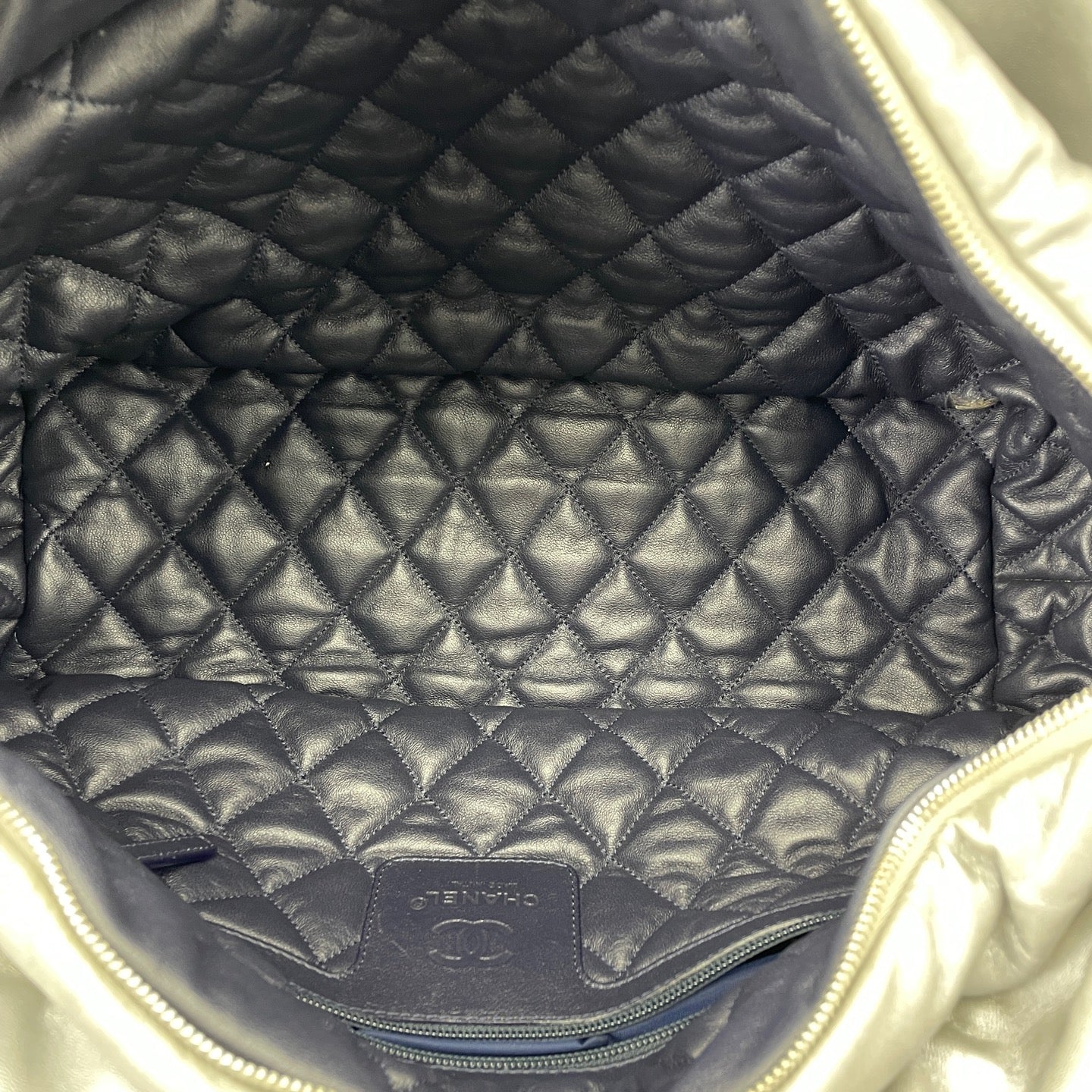 Chanel - Cocoon - Leather - Silver - (large)