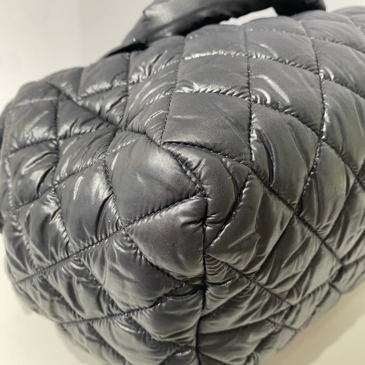 Chanel - Cocoon - Polyester - Black