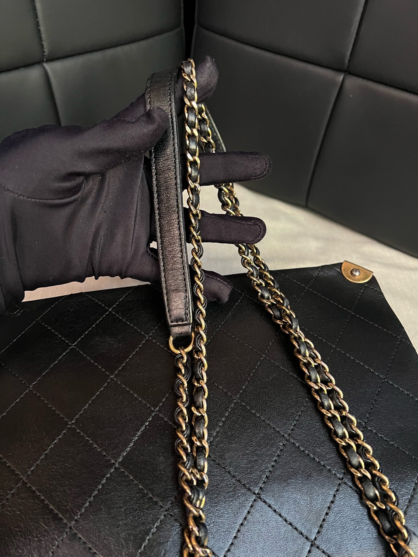 Chanel - Court Collection - Leather - Black - (small)