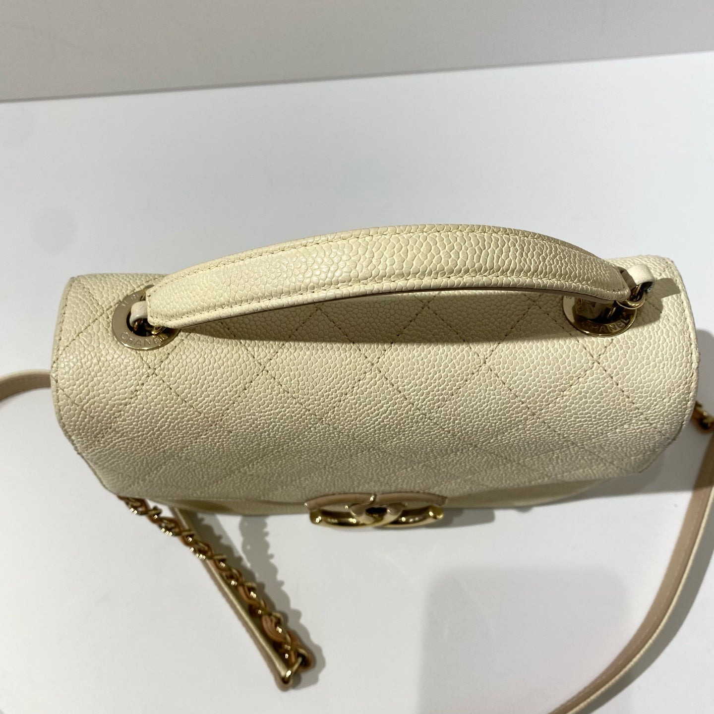 Chanel - Cuba Box Flap Messenger Bag - Caviar leather - White - (mini)