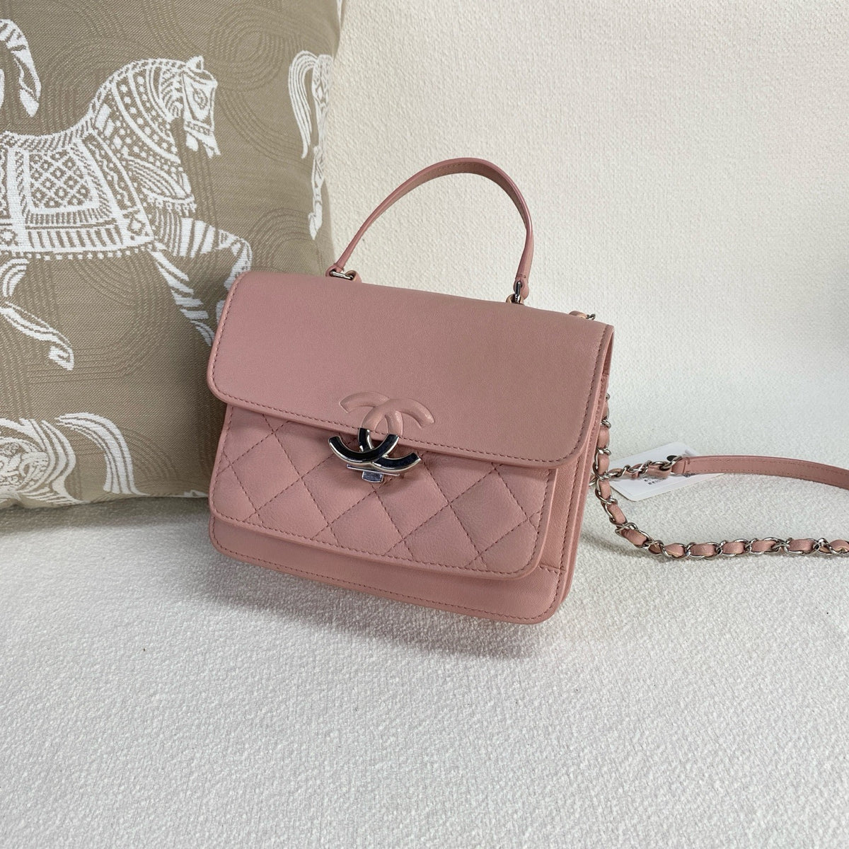 Chanel - Cuba Series Messenger Bag - Leather - Pink - (mini)