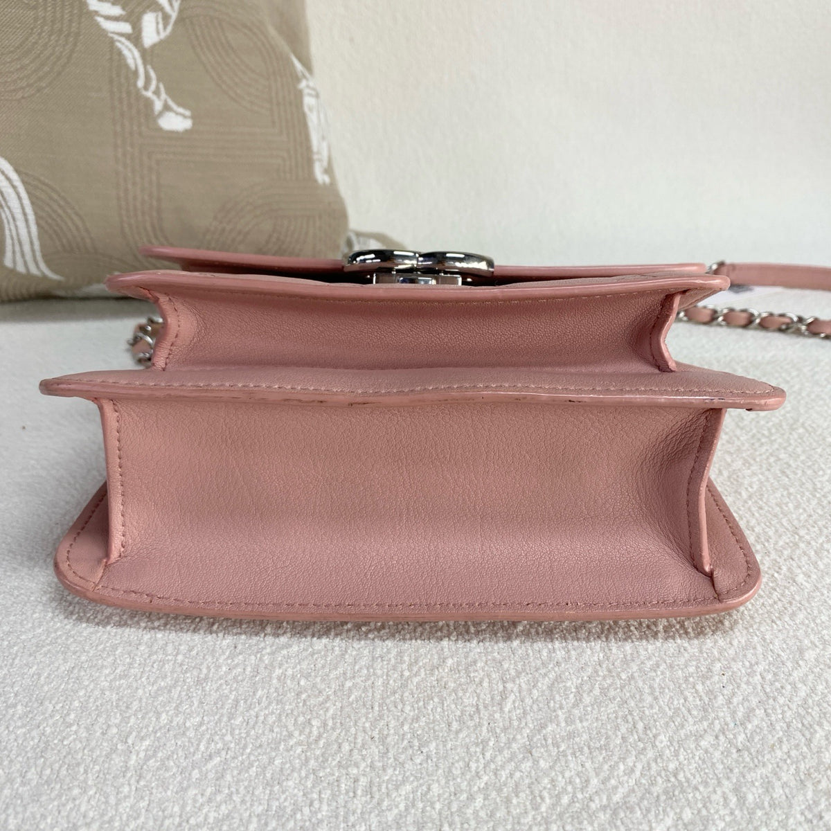 Chanel - Cuba Series Messenger Bag - Leather - Pink - (mini)