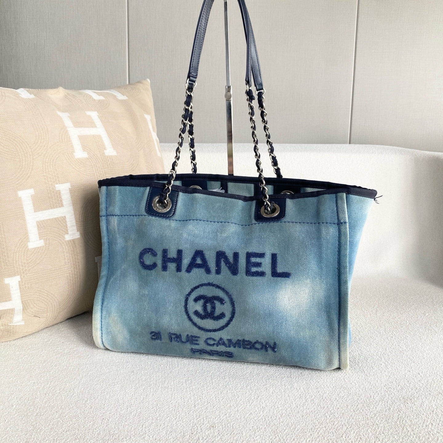 Chanel - Deauville - Cloth - Blue - (Large)