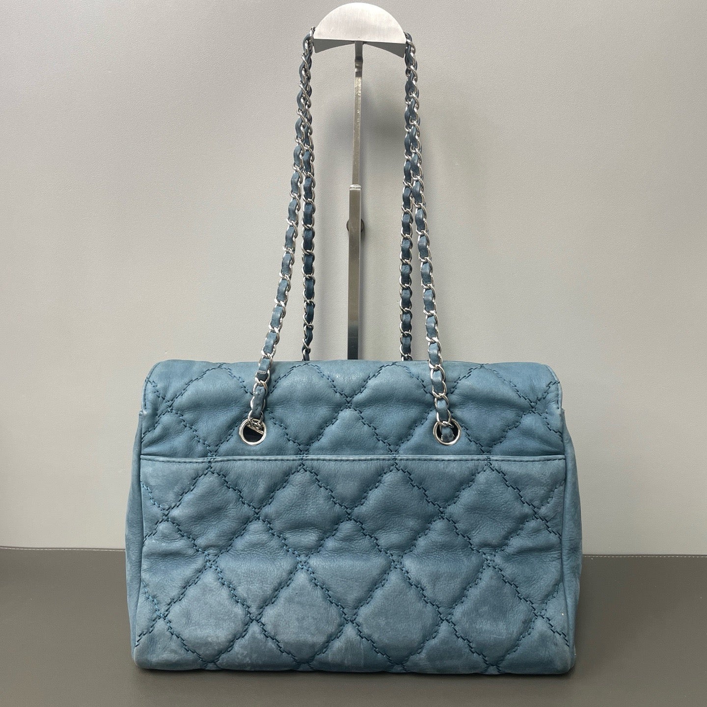 Chanel - Deauville - Suede - Blue - (medium)