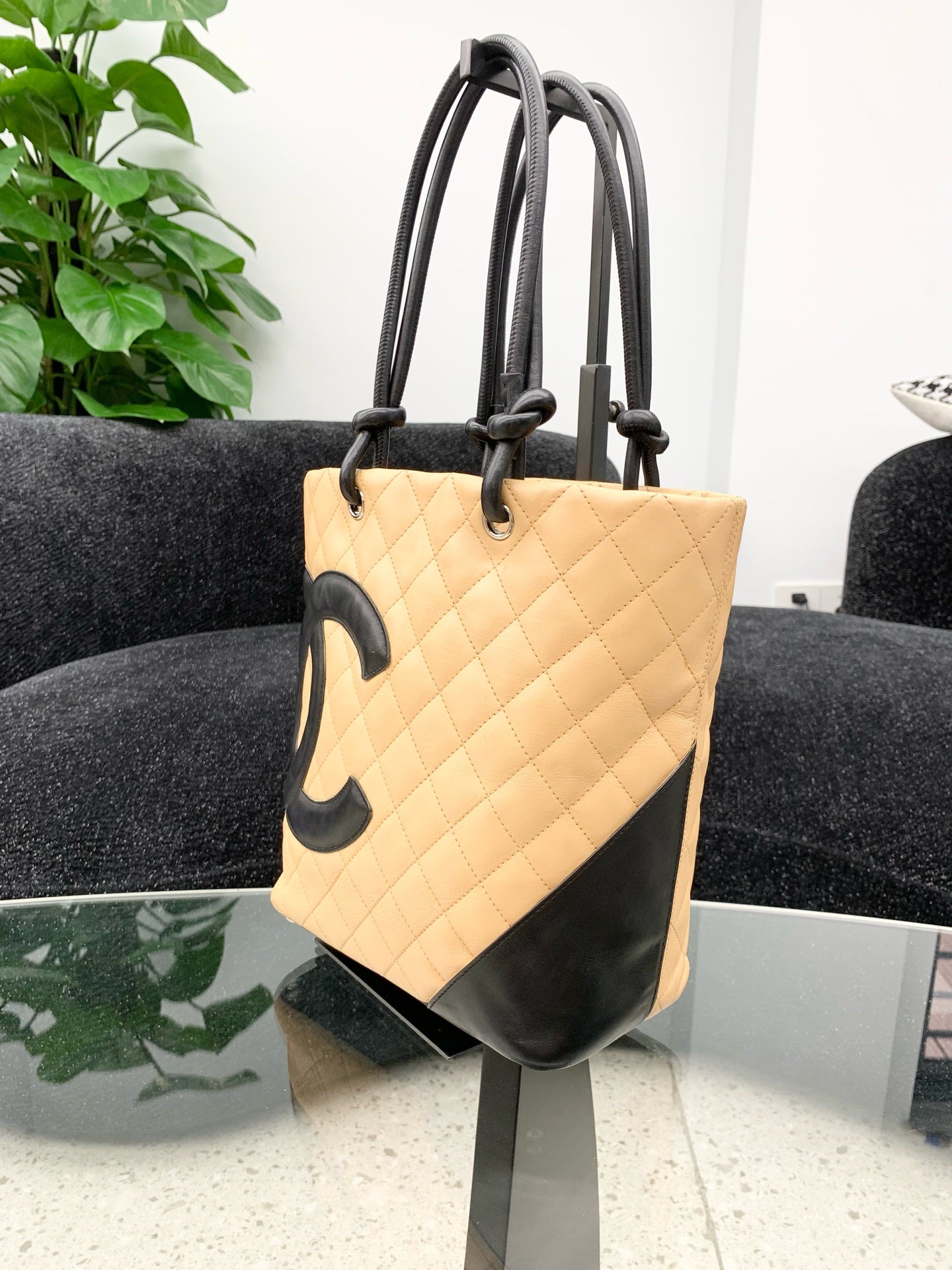 Chanel - Deauville Tote - Leather - Beige - (small)