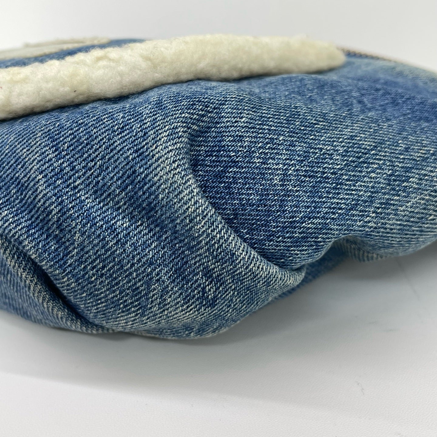 Chanel - Denim Waist Bag - Denim with faux fur trim - Blue - (small)