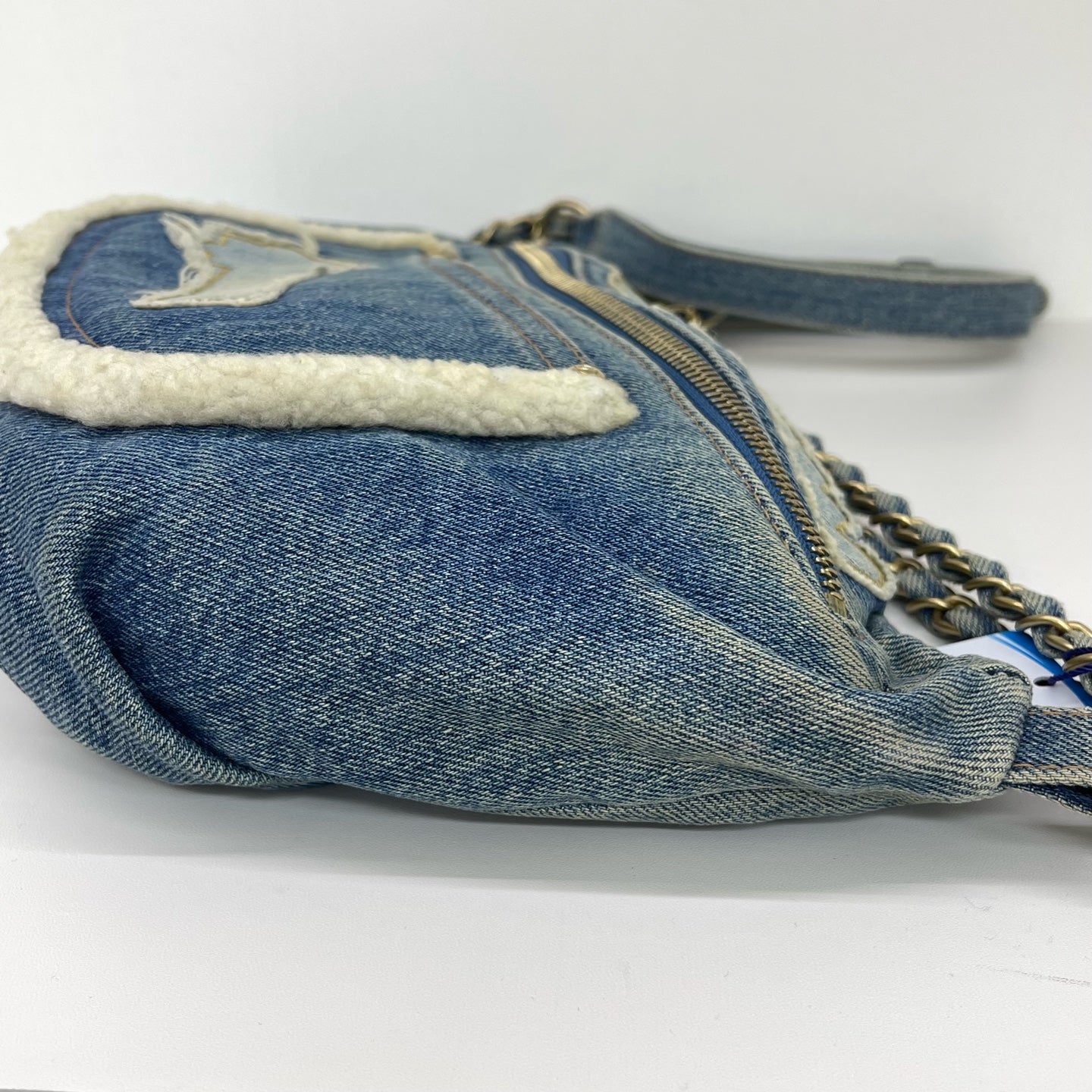 Chanel - Denim Waist Bag - Denim with faux fur trim - Blue - (small)