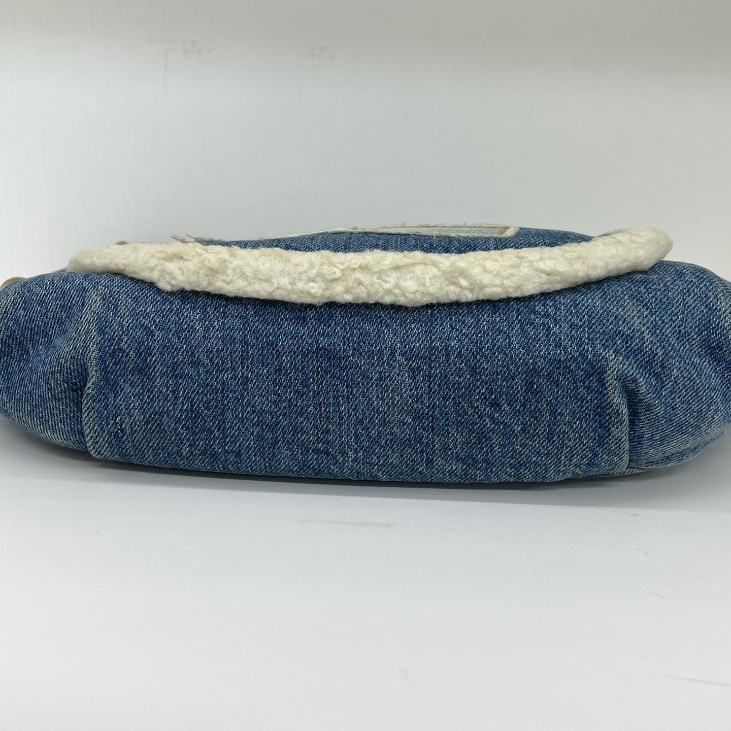 Chanel - Denim Waist Bag - Denim with faux fur trim - Blue - (small)