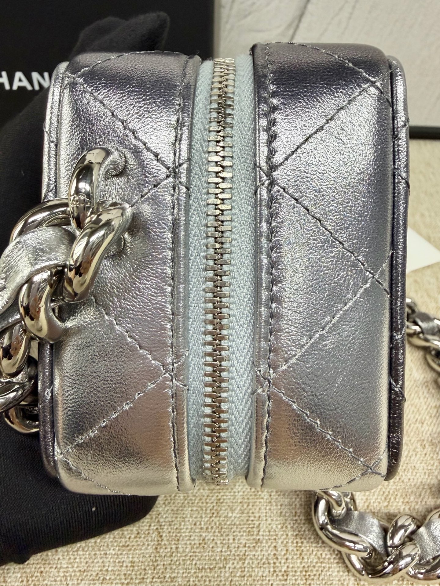 Chanel - Dice Bag / Cube Bag with Chunky Chain - Lambskin leather - Gradient Space Silver - (mini)