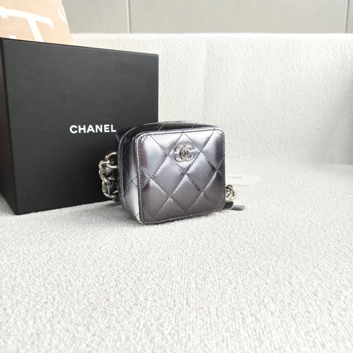 Chanel - Dice Bag - Lambskin leather - Silver - (mini)