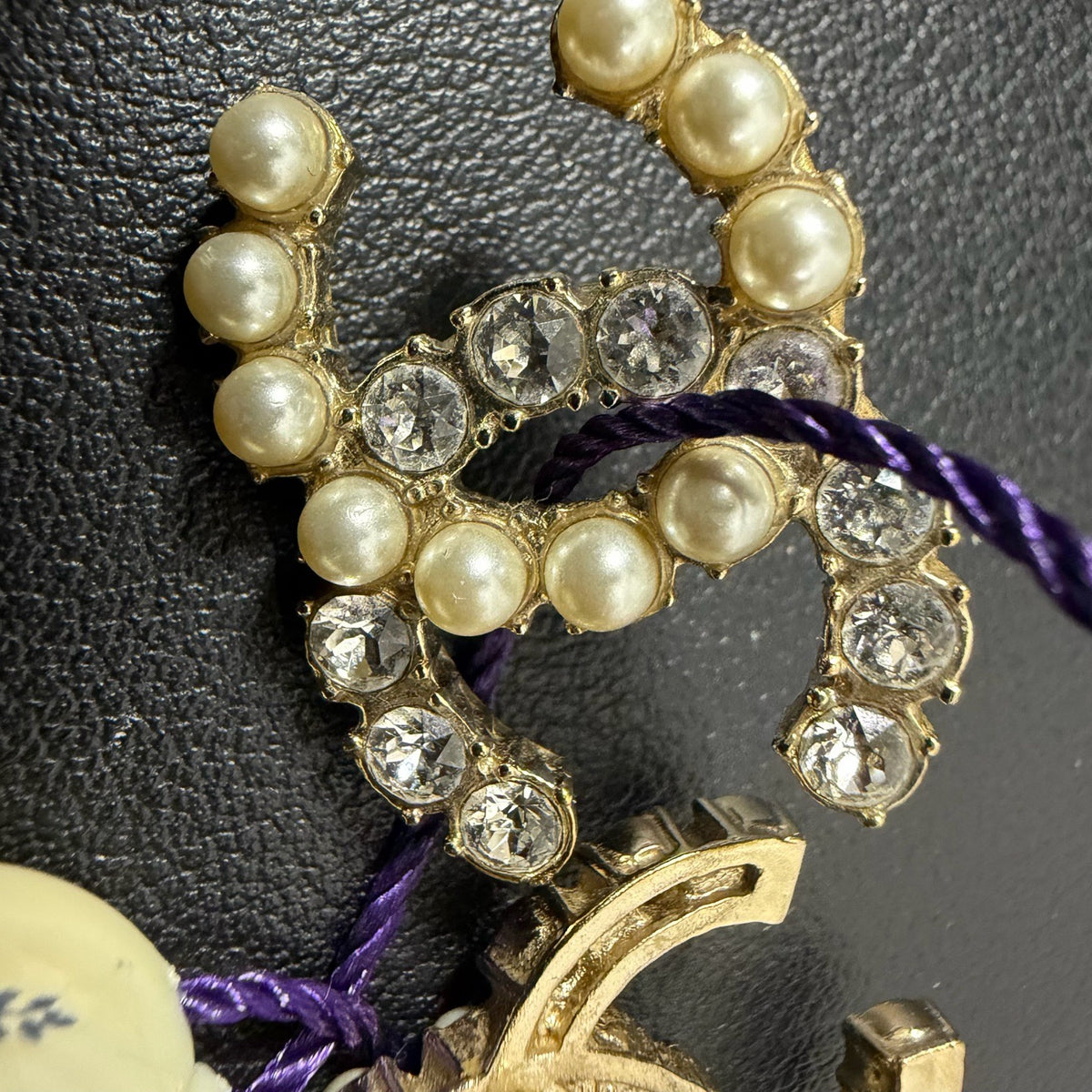 Chanel - Double C - Gold-tone metal with glass rhinestones and faux pearls. - Gold