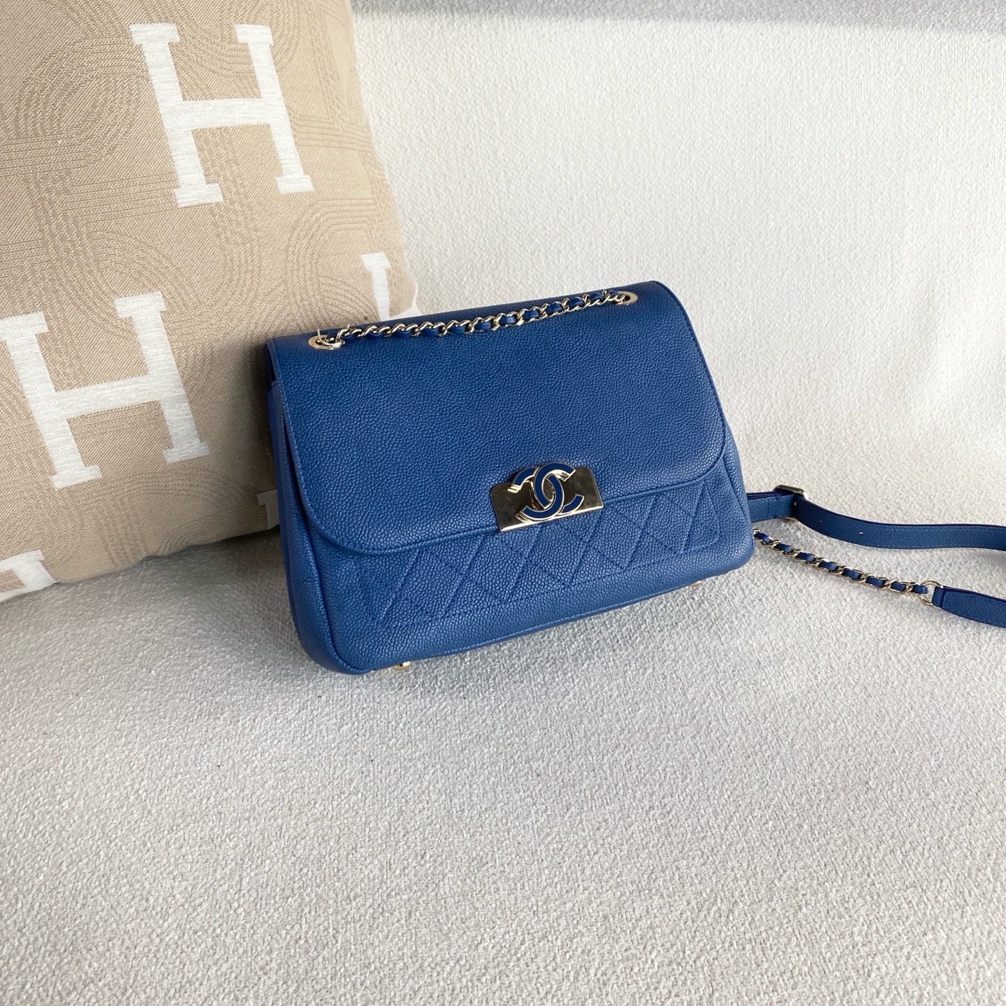 Chanel - Double Flap - Leather - Blue - (medium)