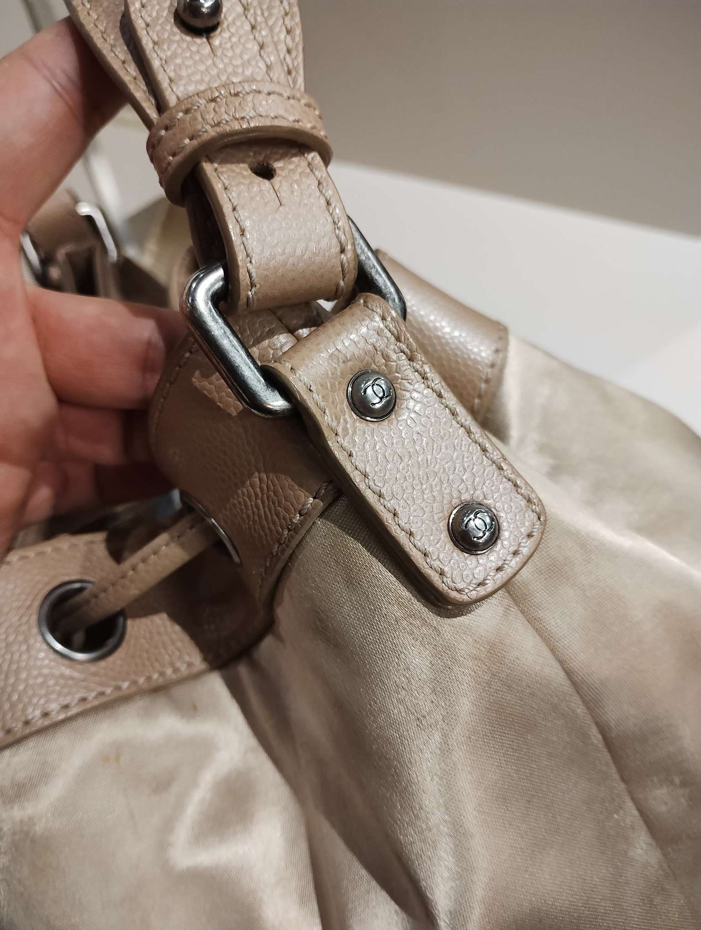 Chanel - Drawstring Bucket Bag - Fabric - Beige - (Medium)