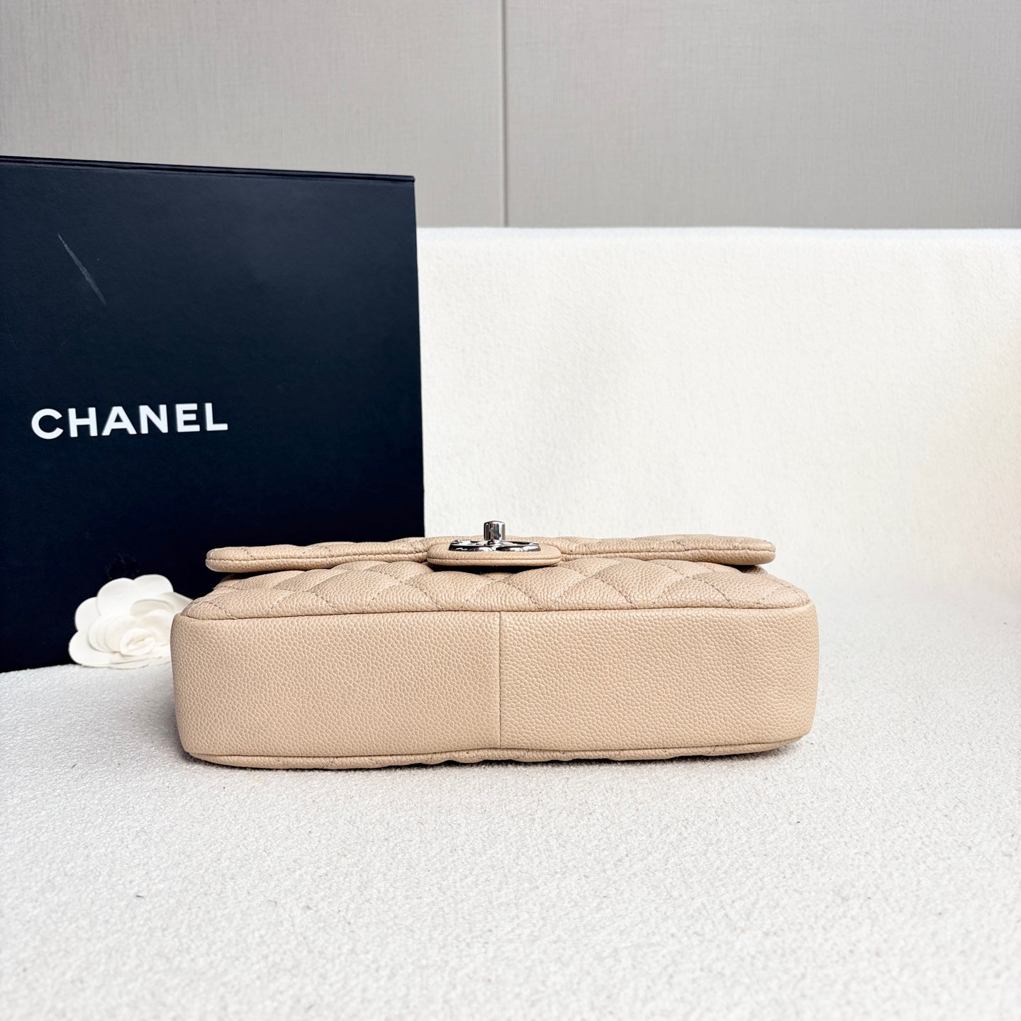 Chanel - Easy CF - Caviar leather - Beige with Silver-Tone Hardware - (medium)