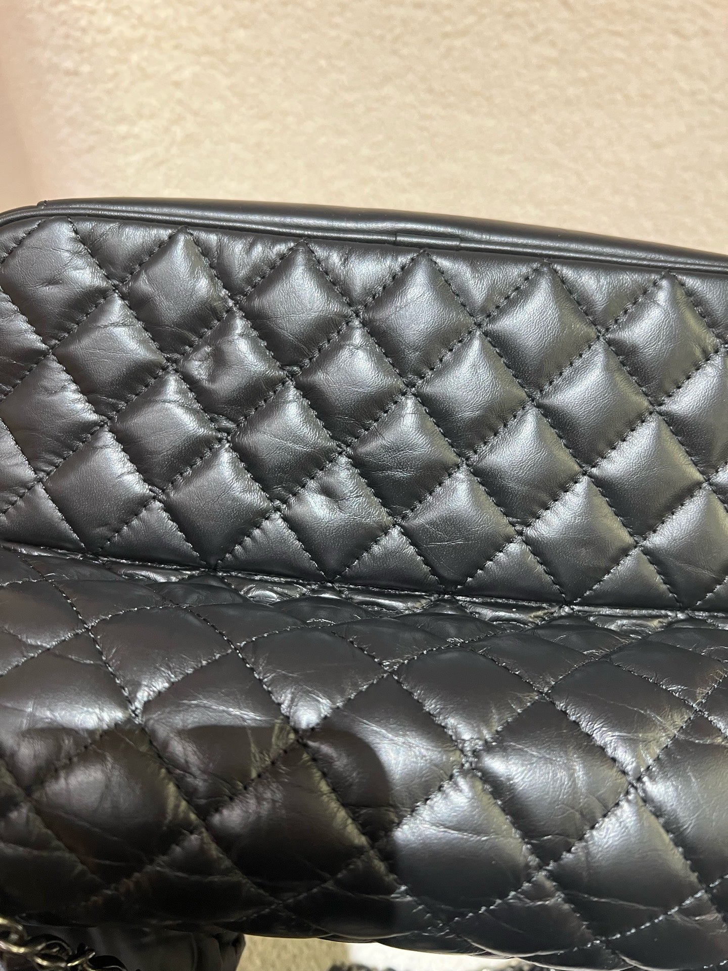 Chanel - Easy Flap (Airport Series) - Aged calfskin leather - Black with Silver-Tone Hardware - (Medium)