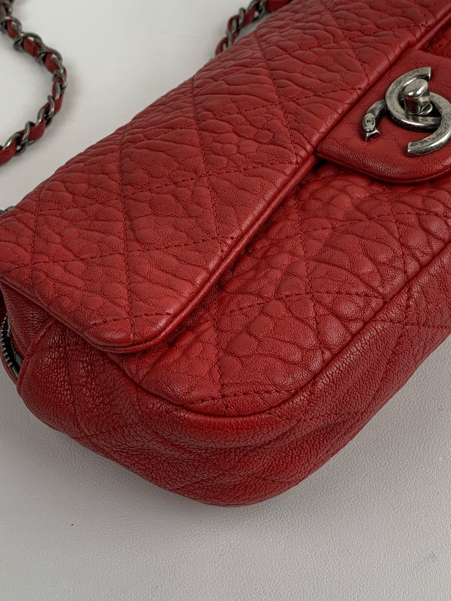 Chanel - Easy Flap - Calfskin - Red - (medium)