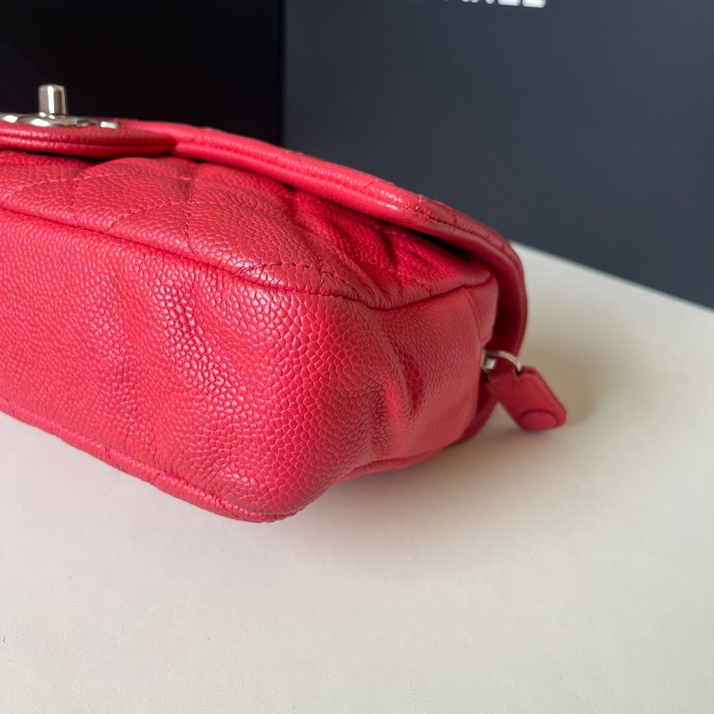 Chanel - Easy Flap - Calfskin - Red - (small)
