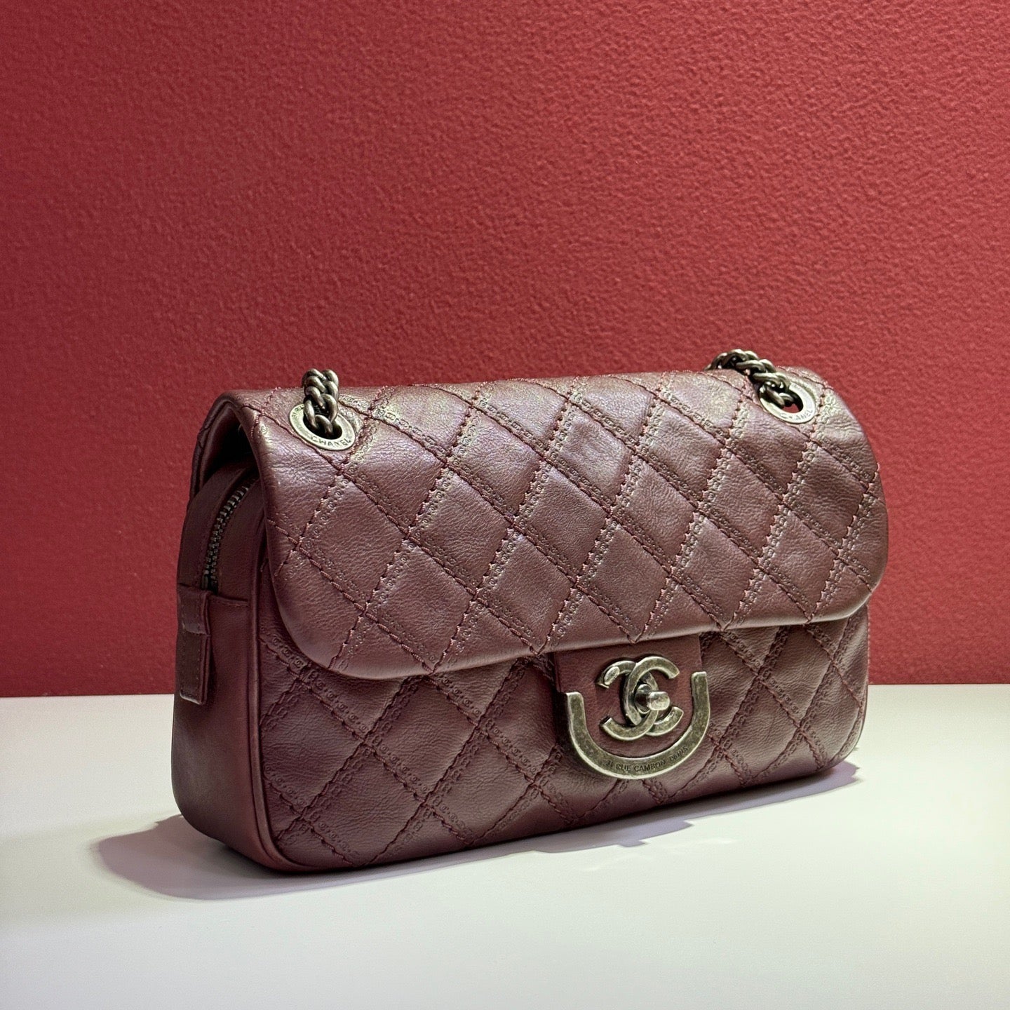 Chanel - Edinburgh Flap Bag - Leather - Burgundy - (medium)