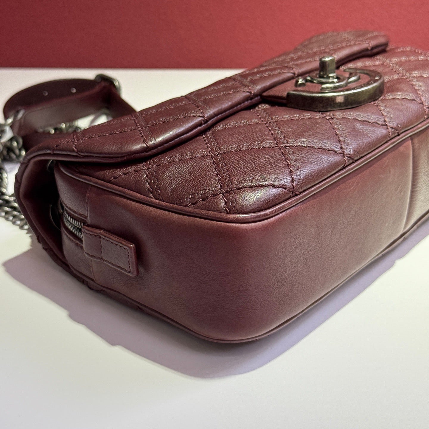 Chanel - Edinburgh Flap Bag - Leather - Burgundy - (medium)