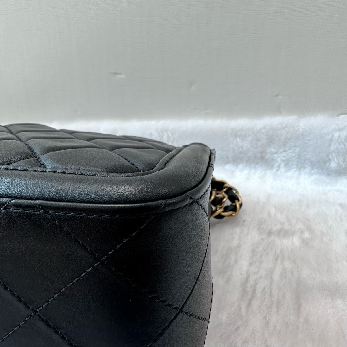 Chanel - Elegant CC Flap - Leather - Black - (medium)