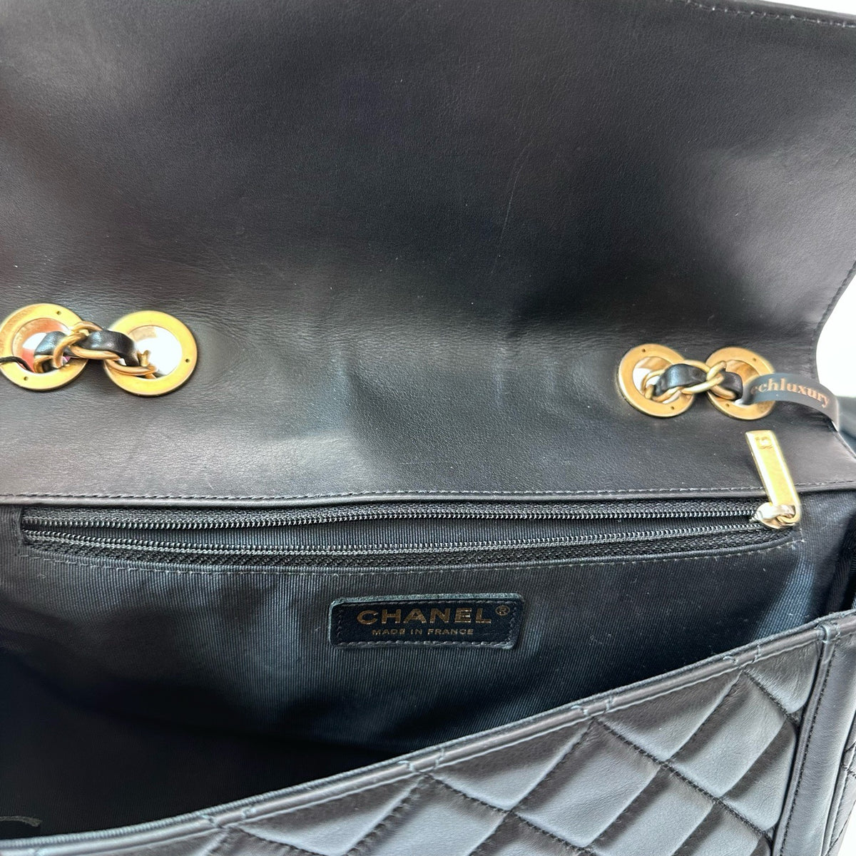 Chanel - Elegant CC Flap - Leather - Black - (medium)