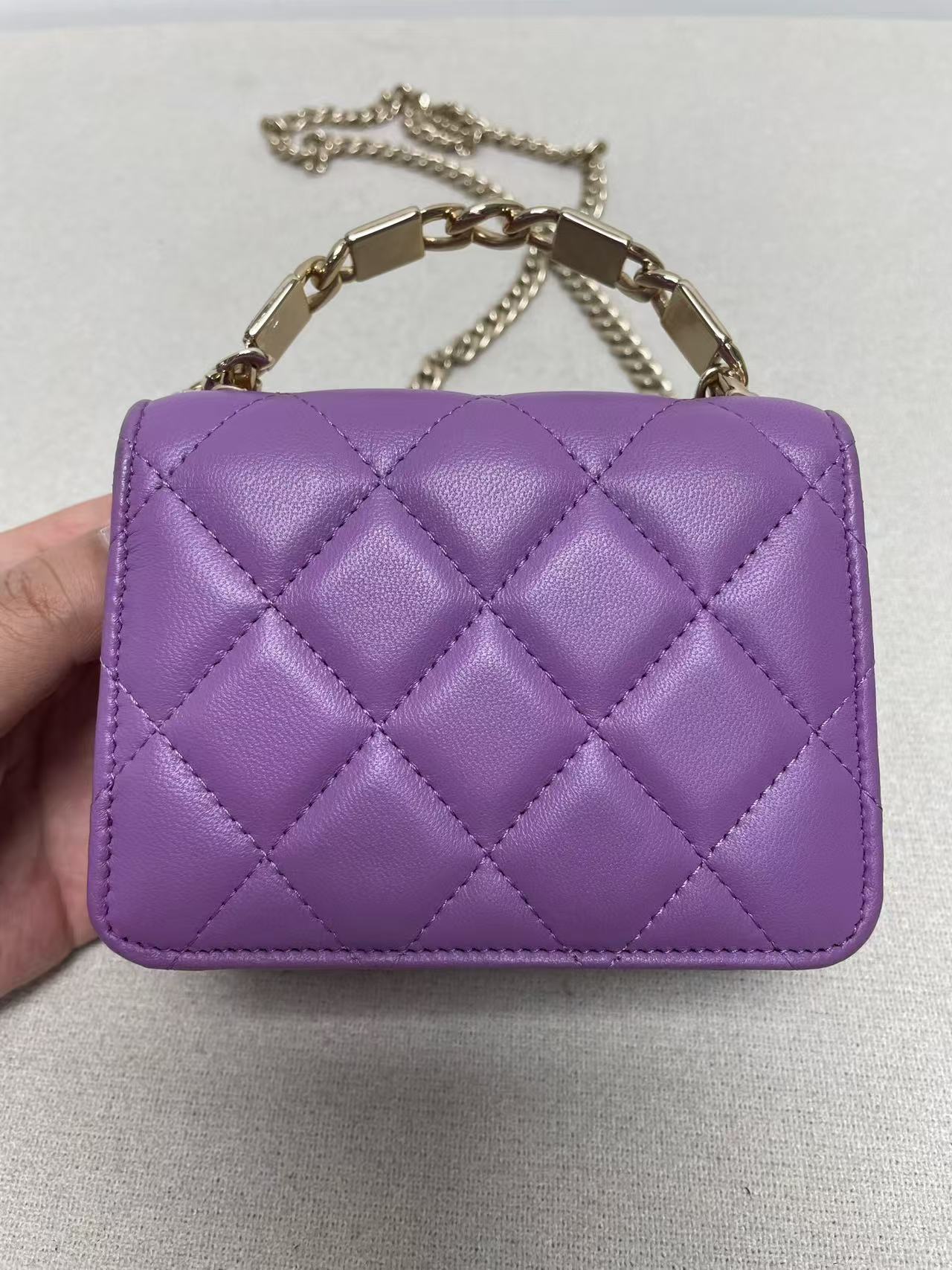 Chanel - Enamel Handle Mini Chain Bag - Lambskin leather - Purple - (mini)