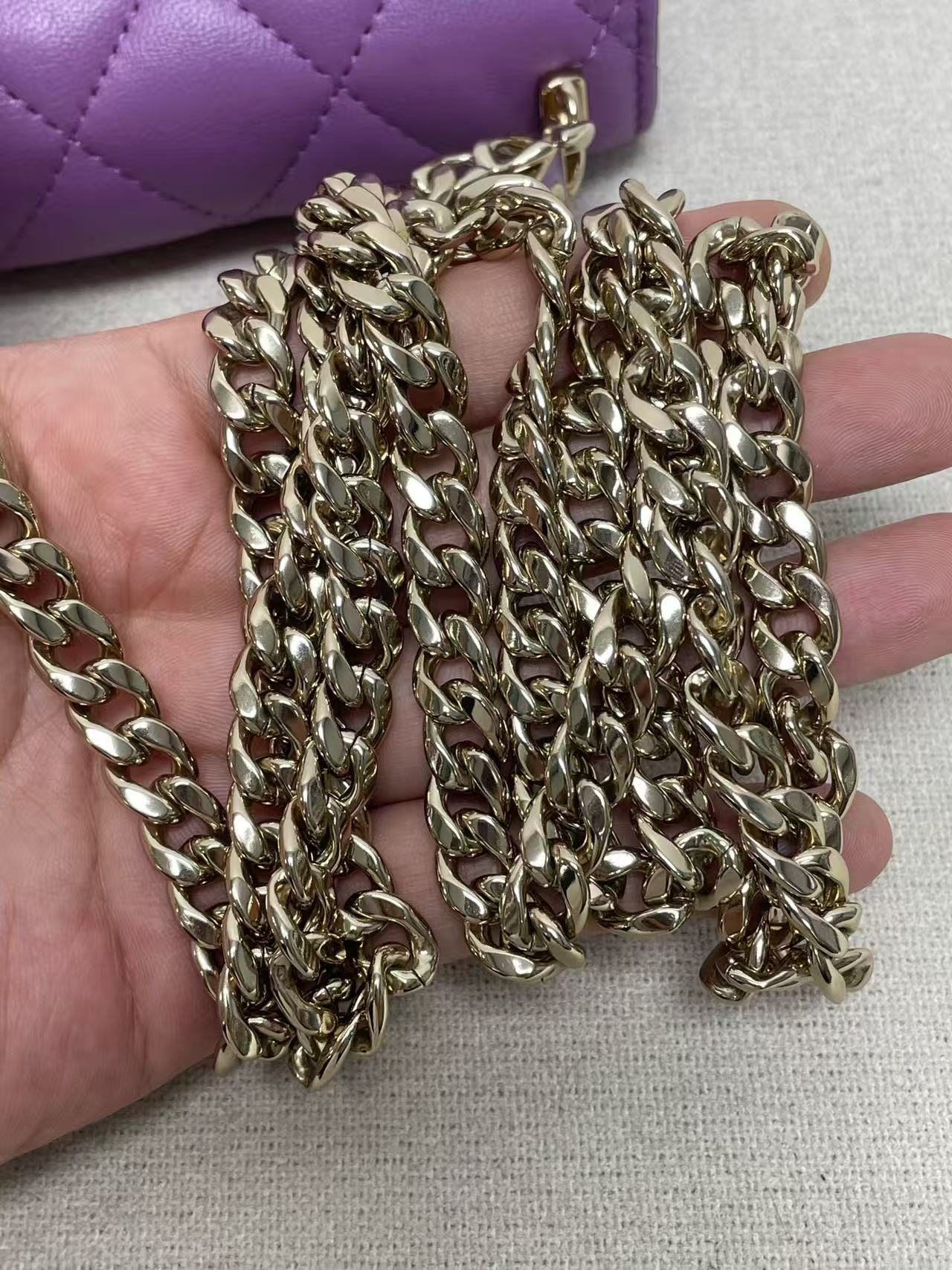 Chanel - Enamel Handle Mini Chain Bag - Lambskin leather - Purple - (mini)