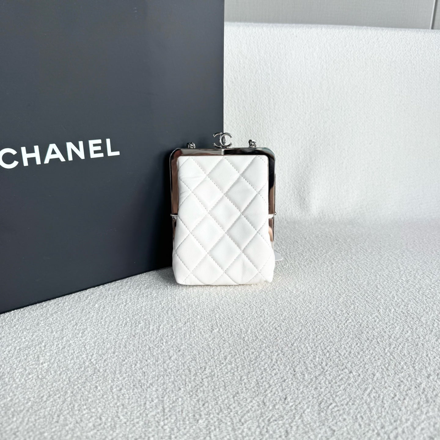 Chanel - Evening Bag - Leather - White - (mini)