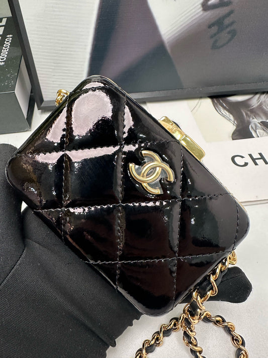 Chanel - Evening Bag - Patent leather - Black - (mini)