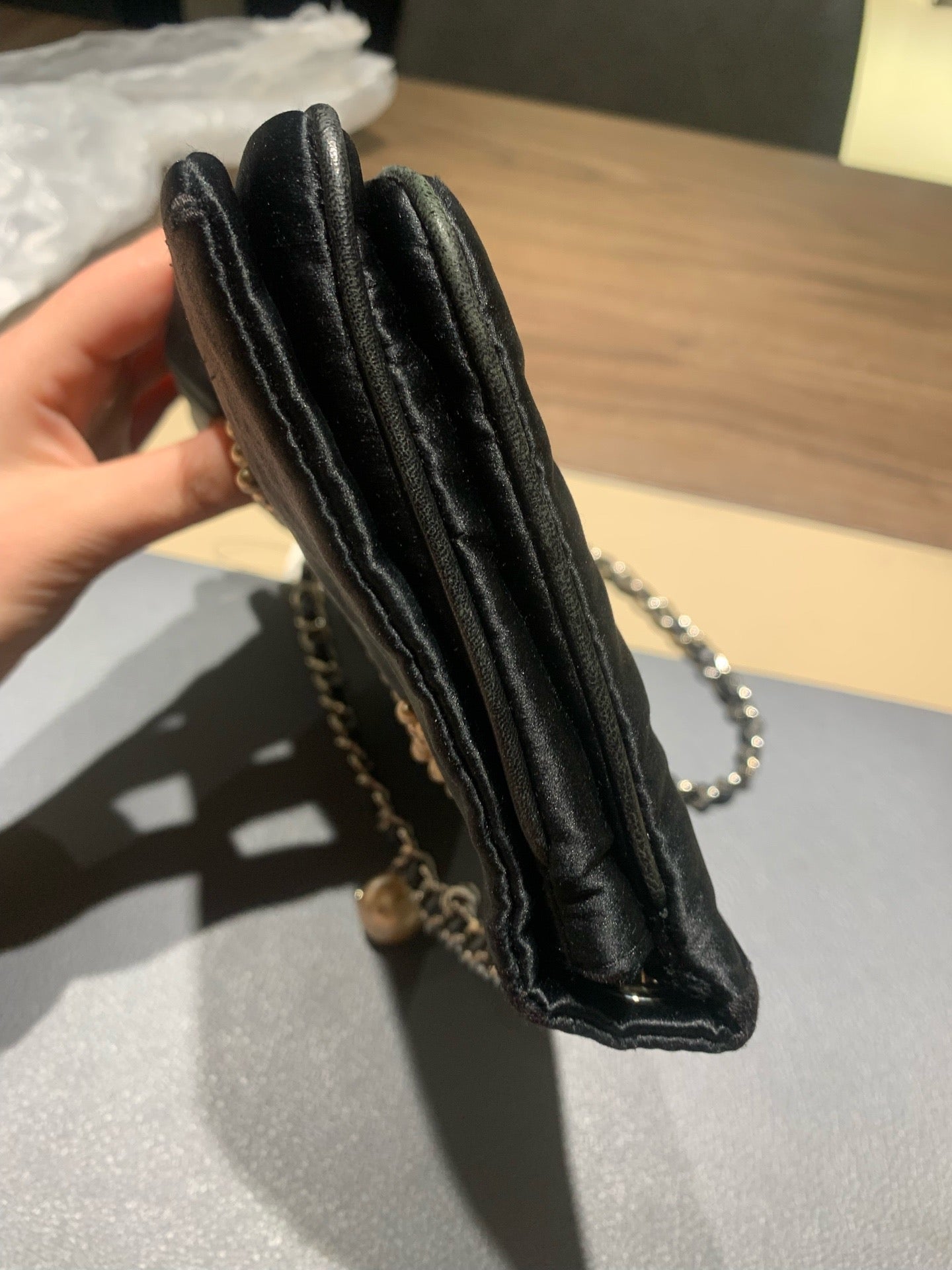 Chanel - Faux Pearl CC Satin Flap Bag - Silk - Black - (small)