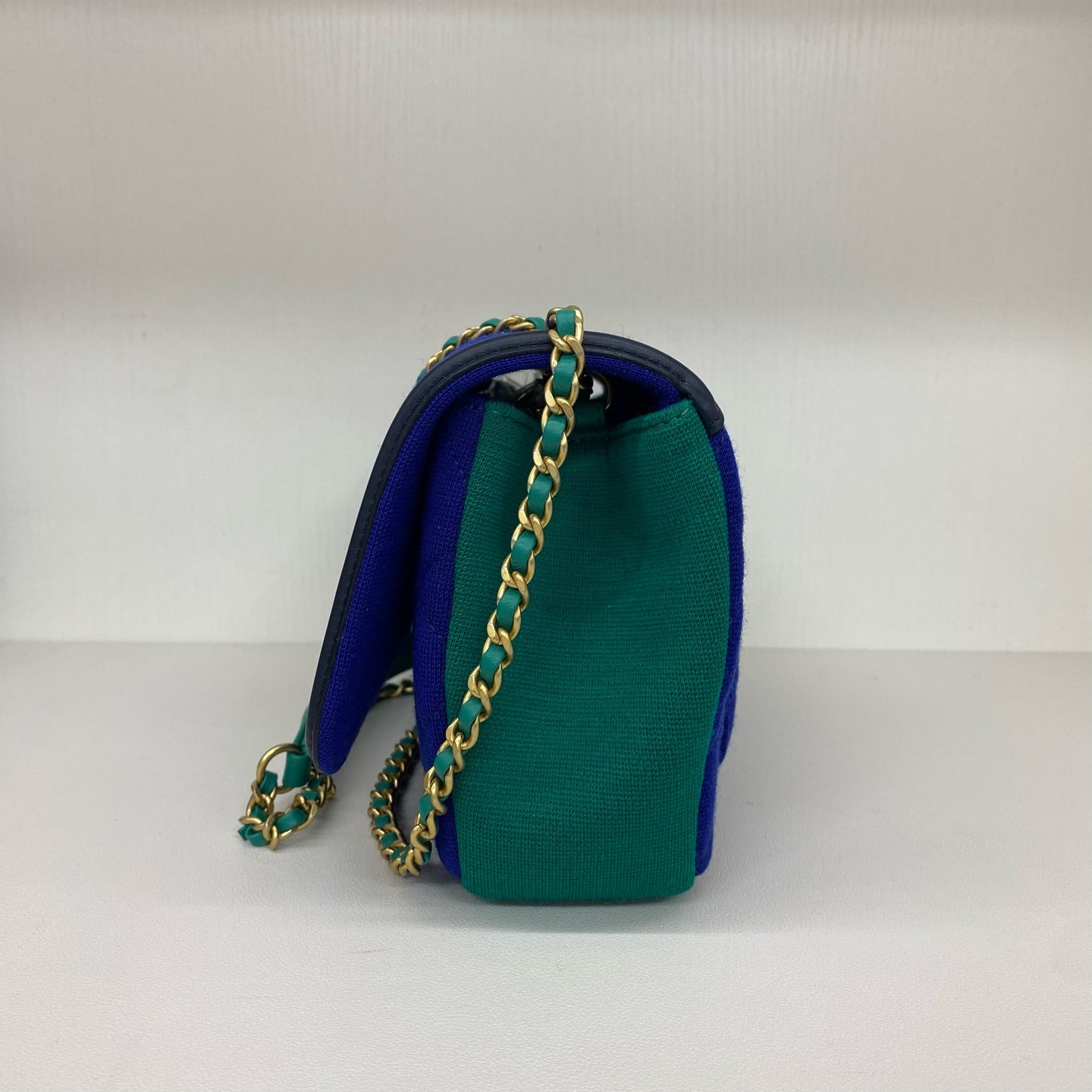 Chanel - Filigree Flap Bag - Canvas with leather trim - Blue and Green with Gold-Tone Hardware - (Small)