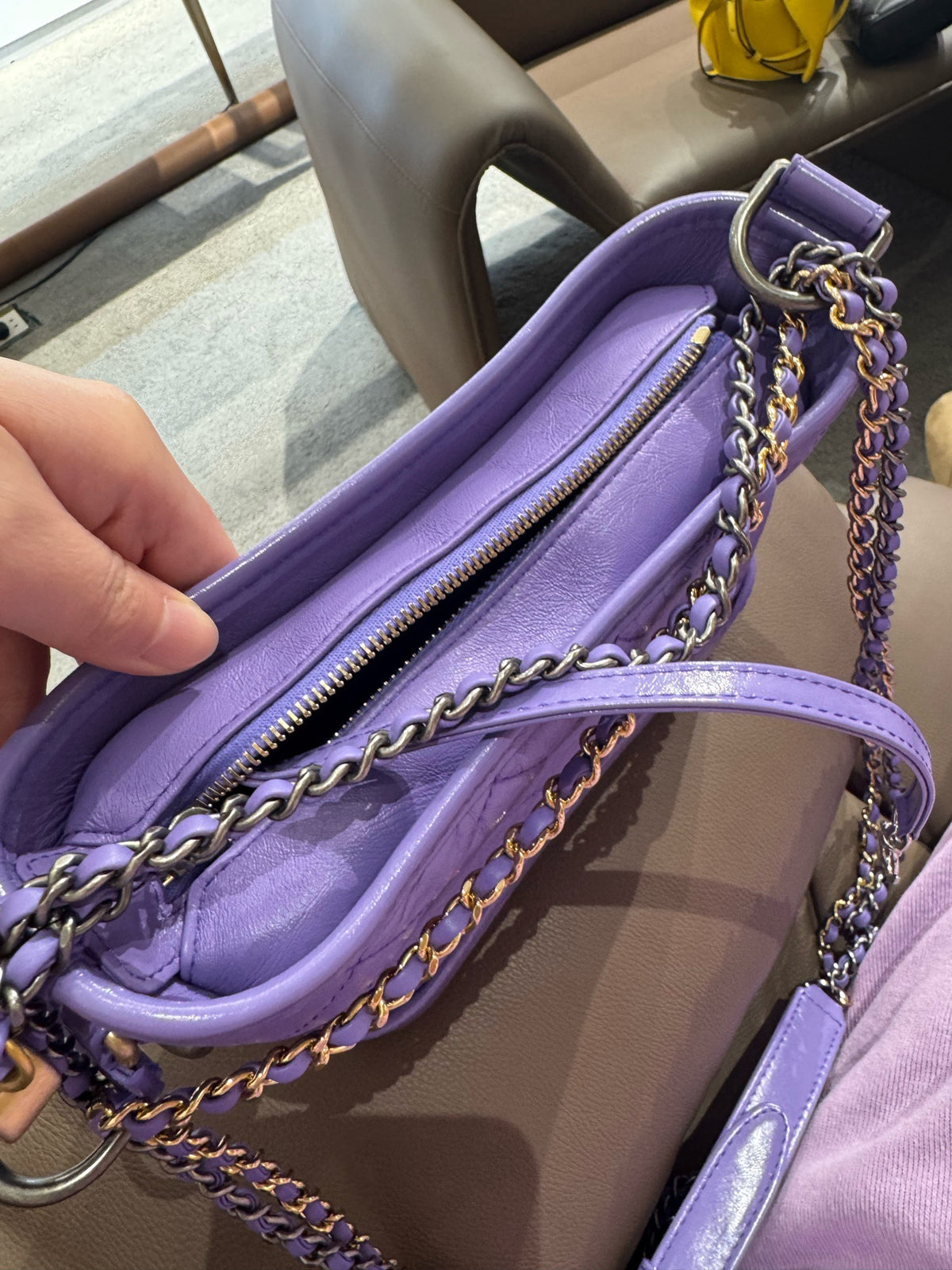 Chanel - Gabrielle 29 - Leather - Purple - (29)