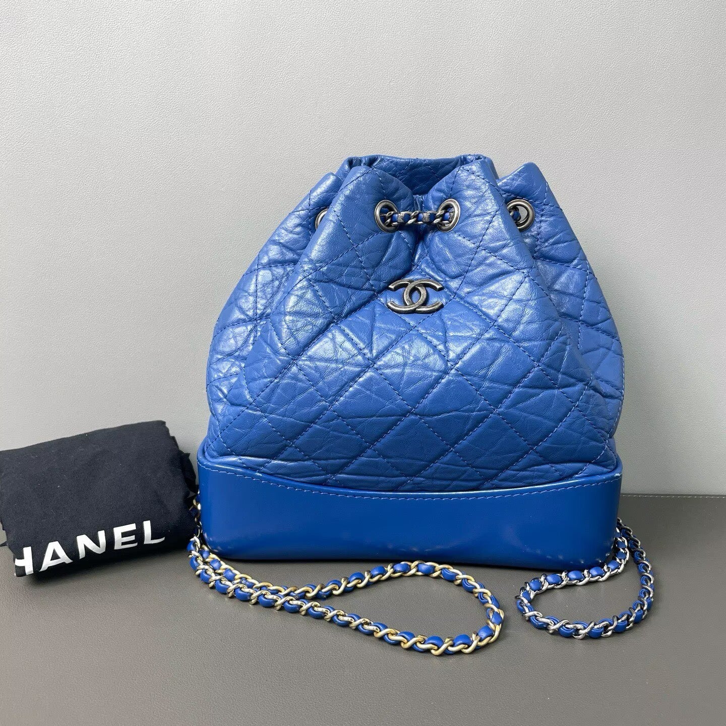 Chanel - Gabrielle Drawstring Backpack - Waxed leather with patent leather base - Blue - (Small)