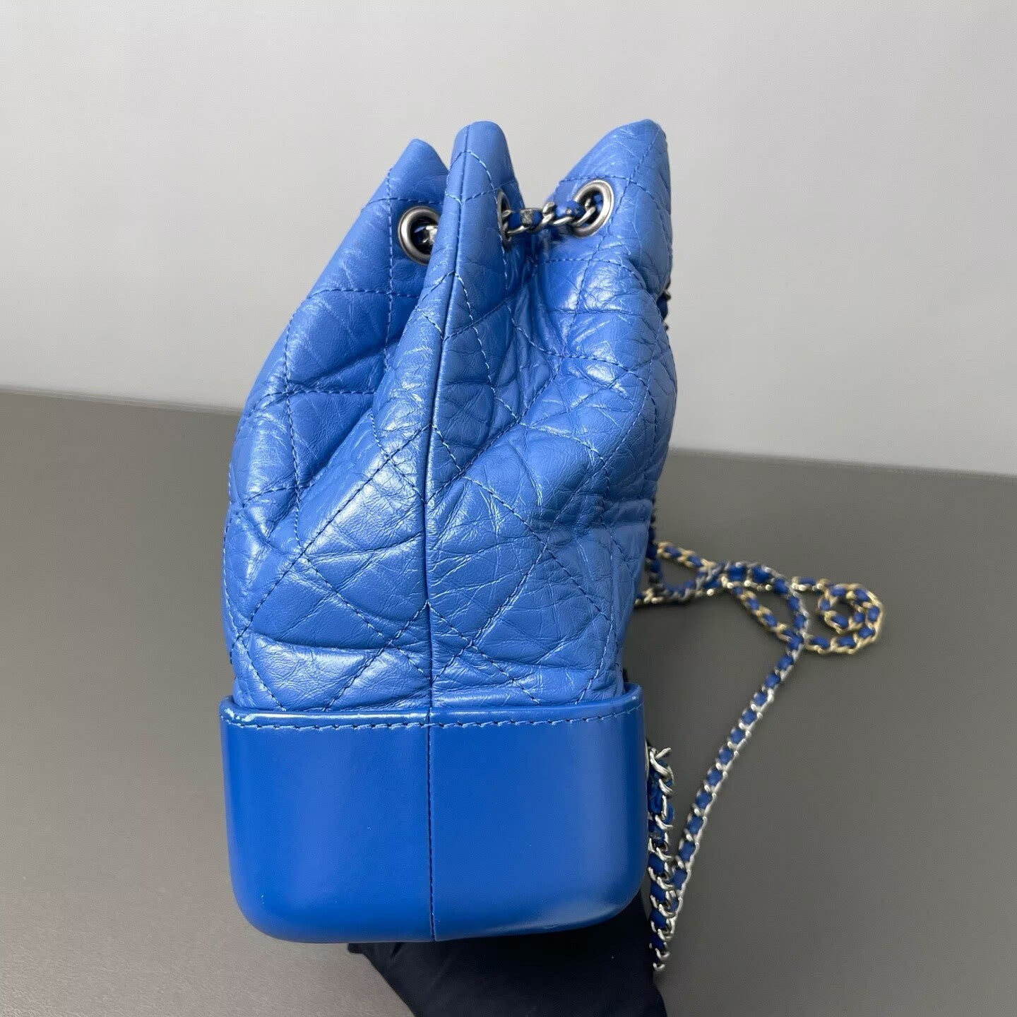 Chanel - Gabrielle Drawstring Backpack - Waxed leather with patent leather base - Blue - (Small)