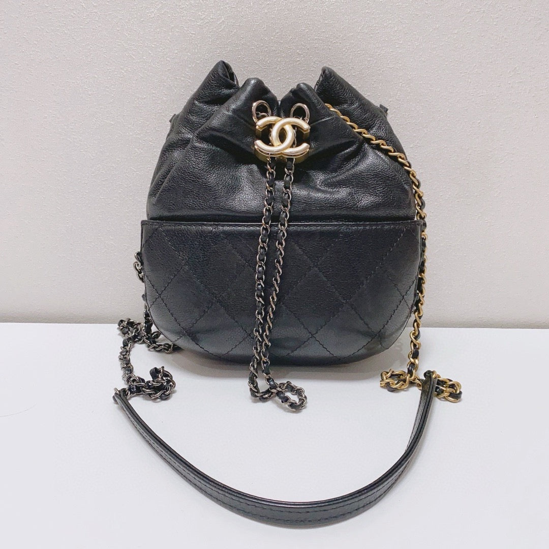 Chanel - Gabrielle Drawstring Bucket Bag - Aged calfskin leather - Black - (mini)